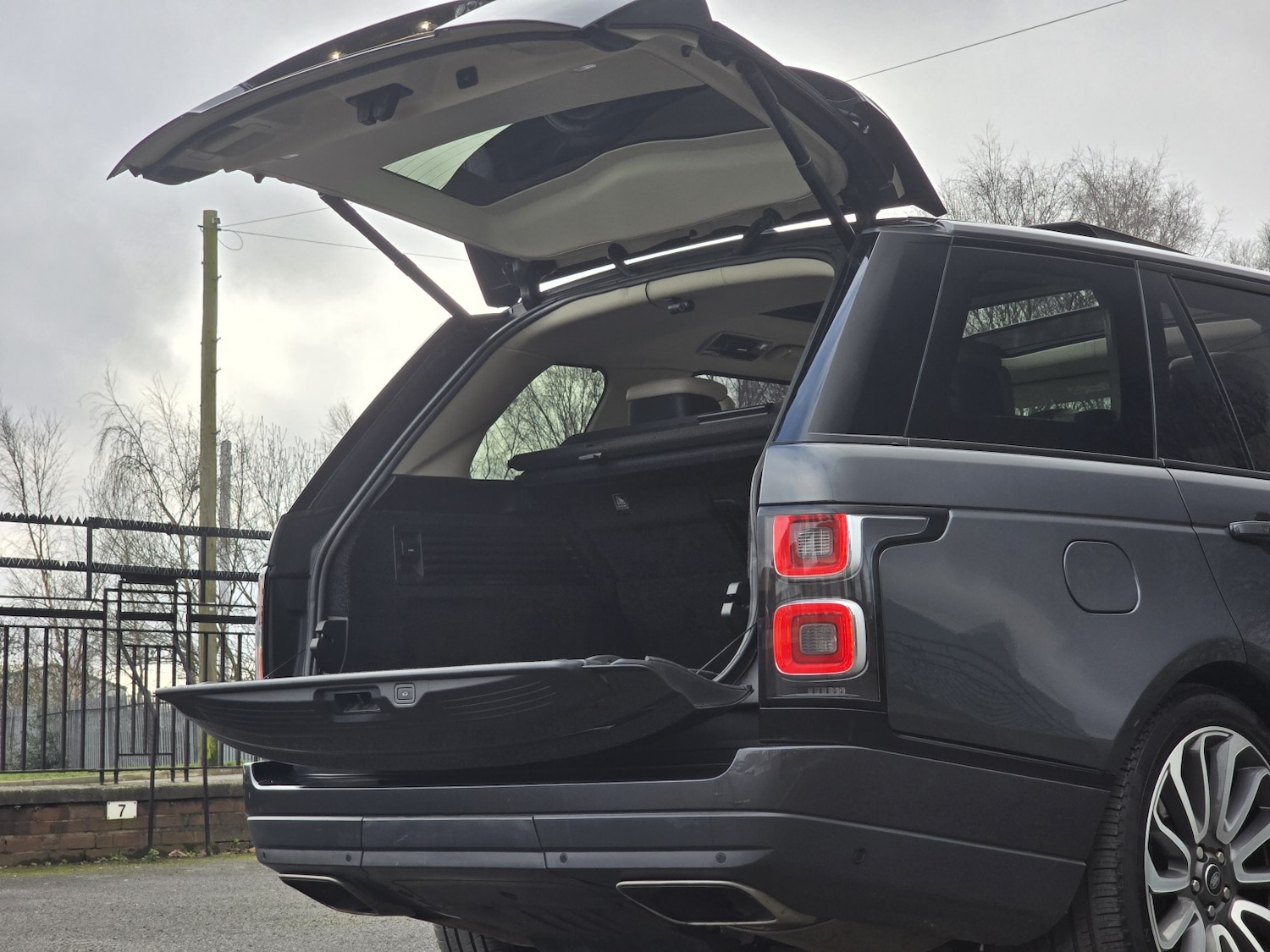 Used Land Rover Range Rover for sale - 77668542: Photo 26