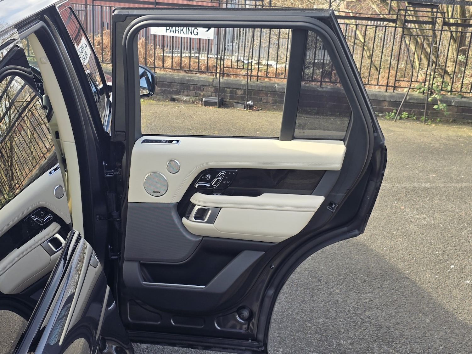 Used Land Rover Range Rover for sale - 77668542: Photo 29