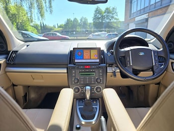 Used Land Rover Freelander 2 2011 for sale - 77189401: Photo