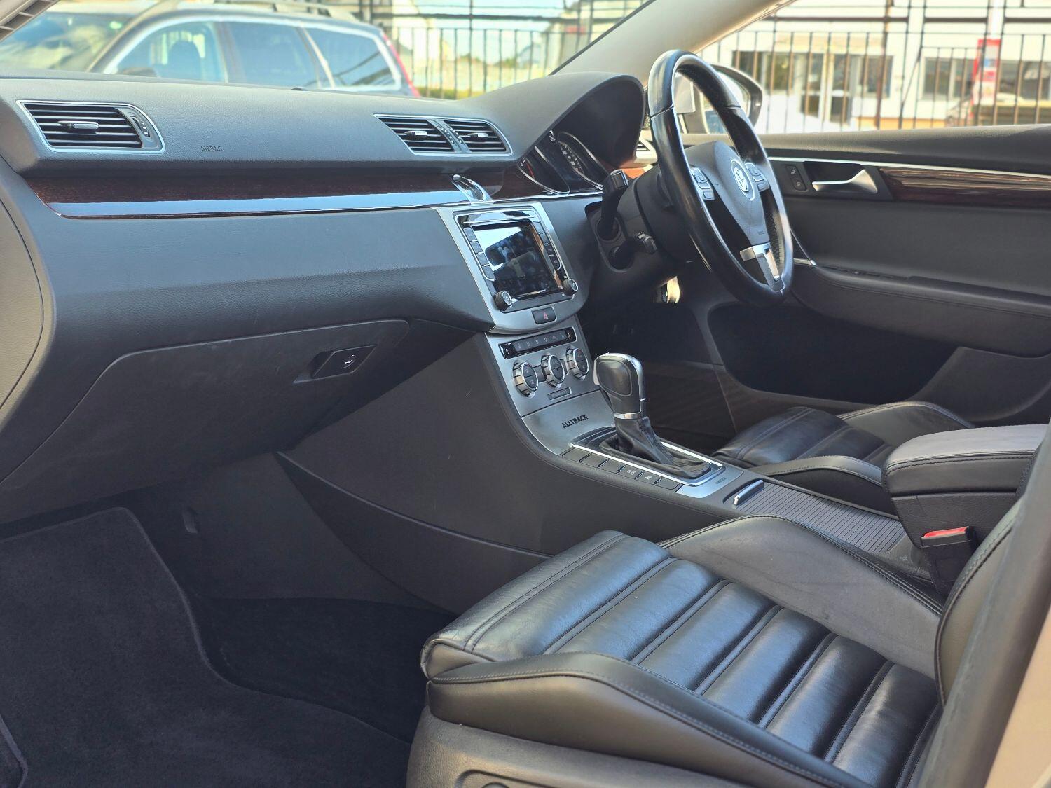 Used Volkswagen Passat for sale - 77189385: Photo 13