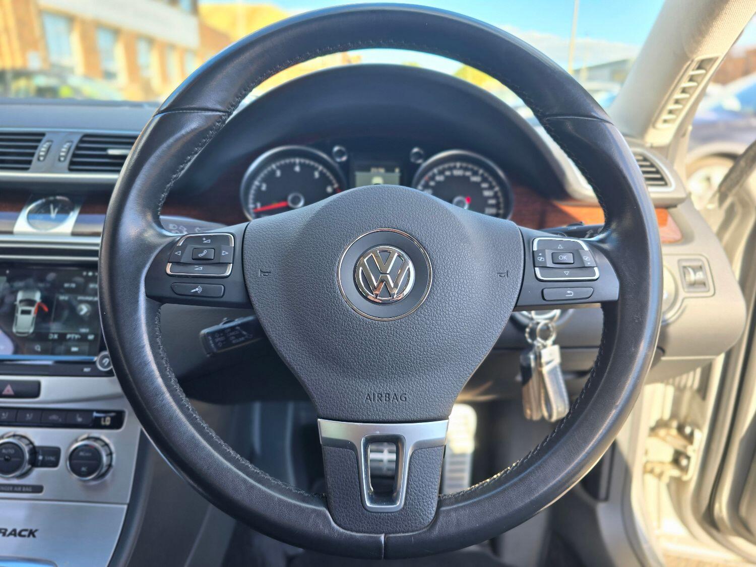 Used Volkswagen Passat for sale - 77189385: Photo 24