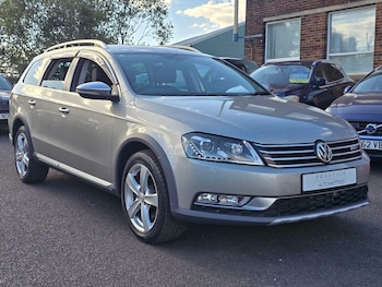 Used Volkswagen Passat 2012 for sale - 77189385: Photo