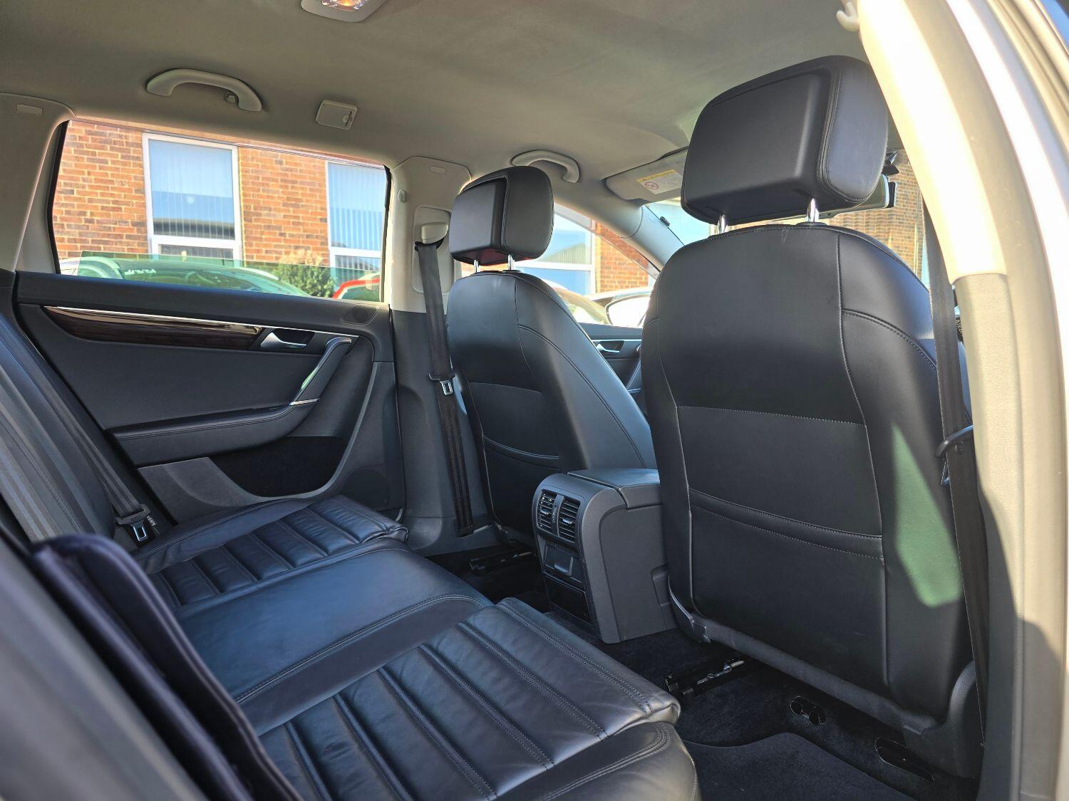 Used Volkswagen Passat for sale - 77189385: Photo 43