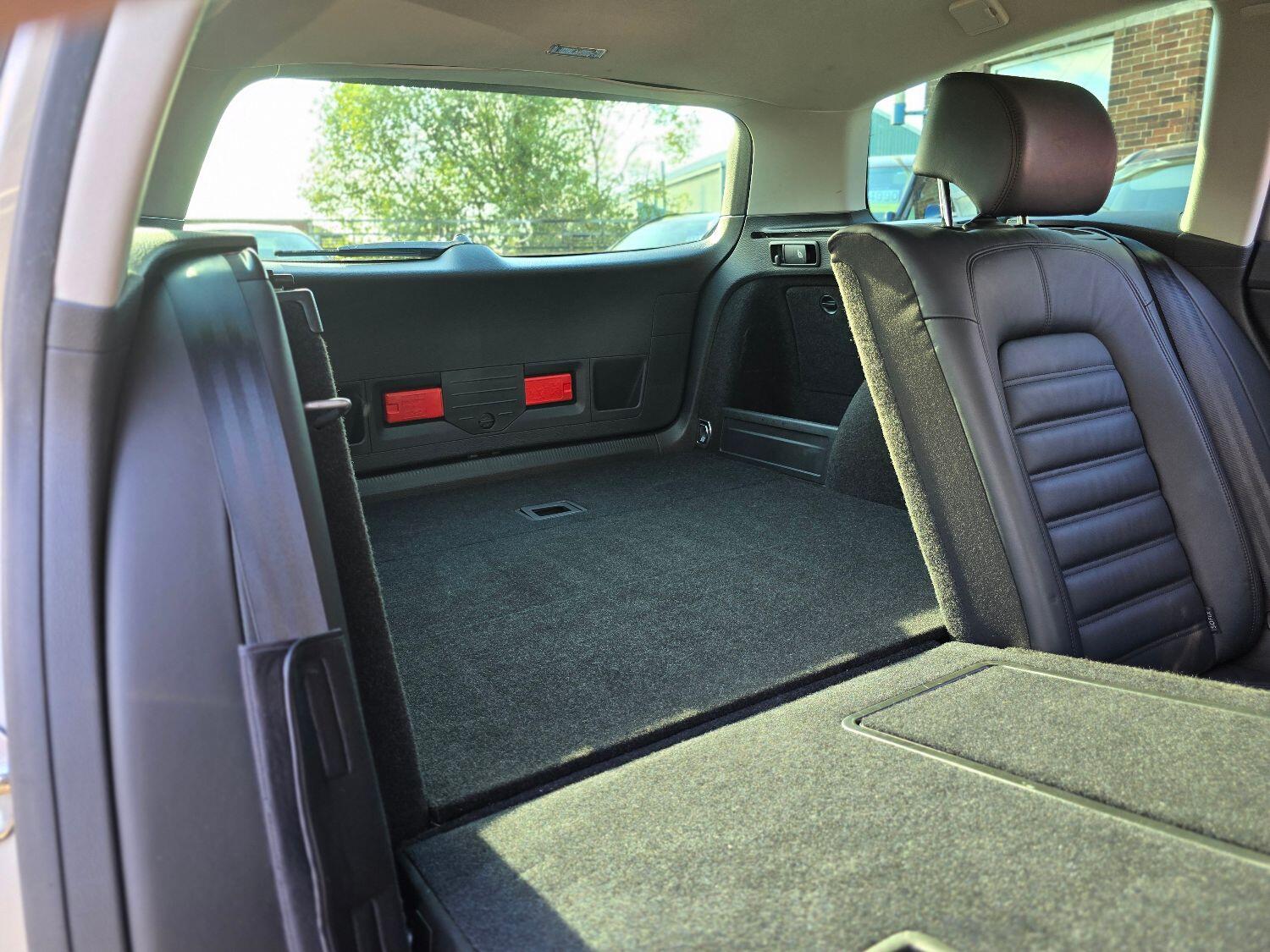 Used Volkswagen Passat for sale - 77189385: Photo 45