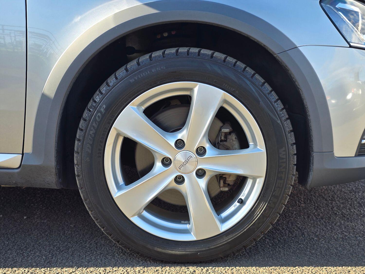 Used Volkswagen Passat for sale - 77189385: Photo 53