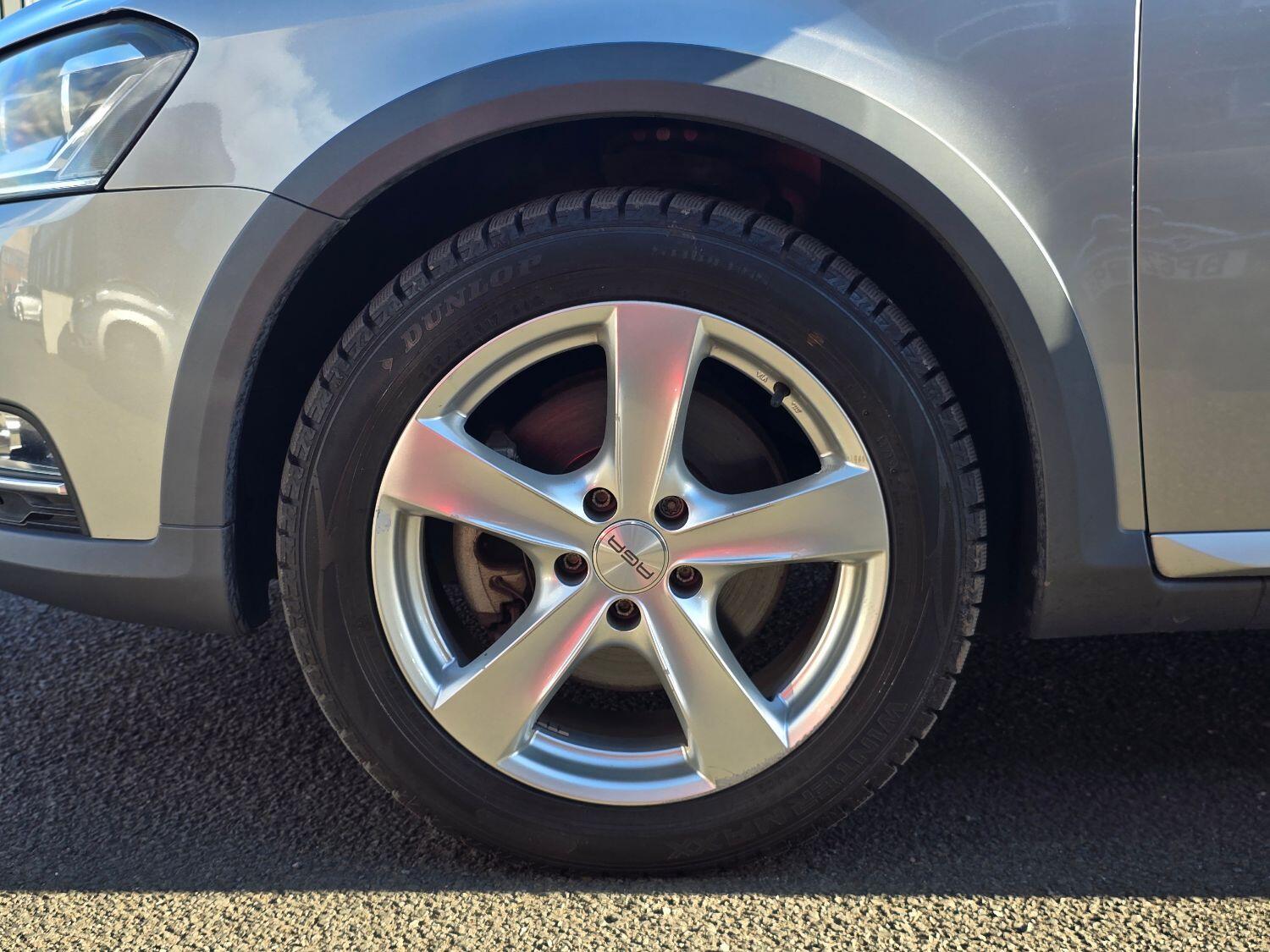 Used Volkswagen Passat for sale - 77189385: Photo 56