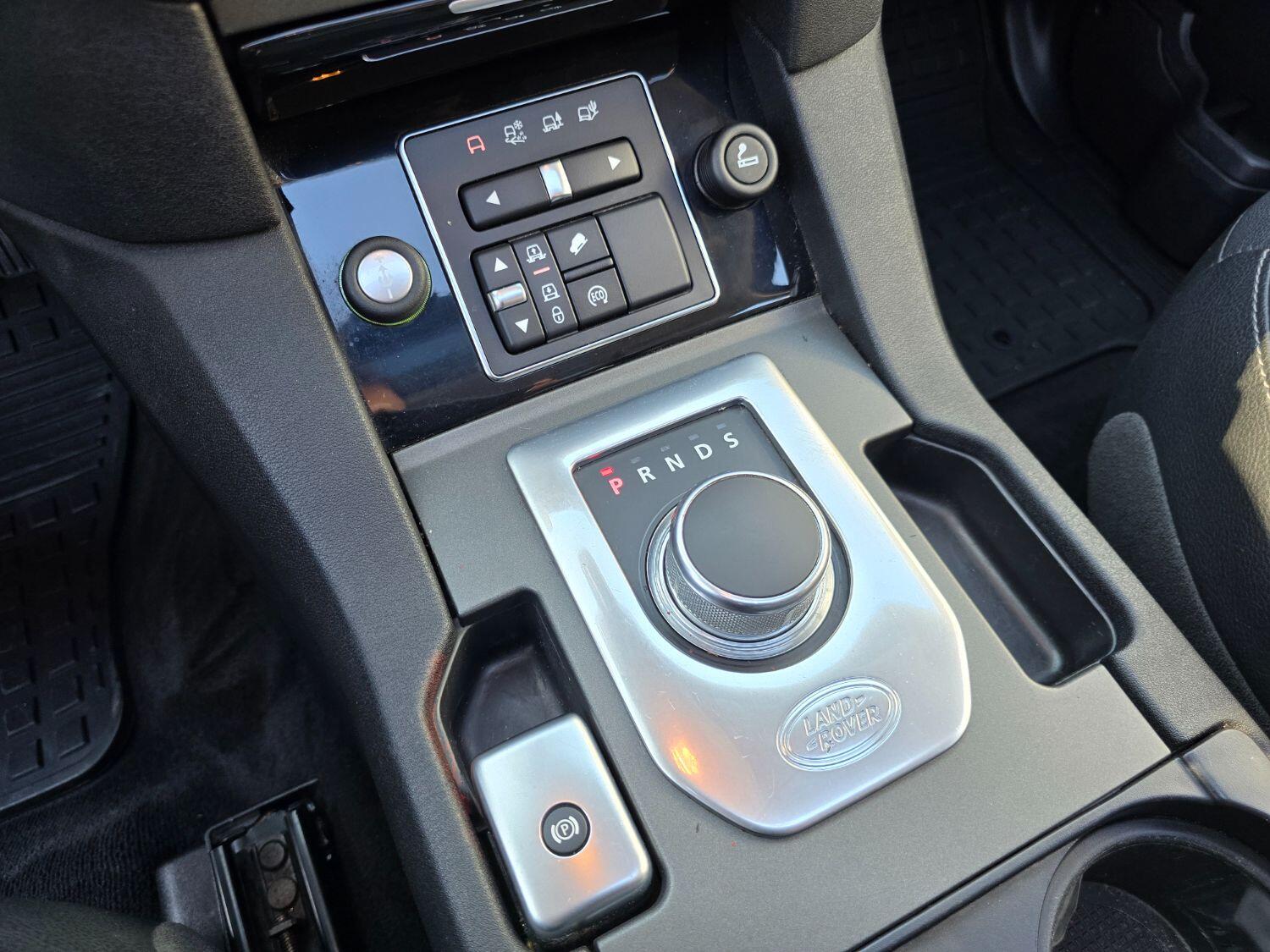 Used Land Rover Discovery 4 2016 for sale - 77189411: Photo 37