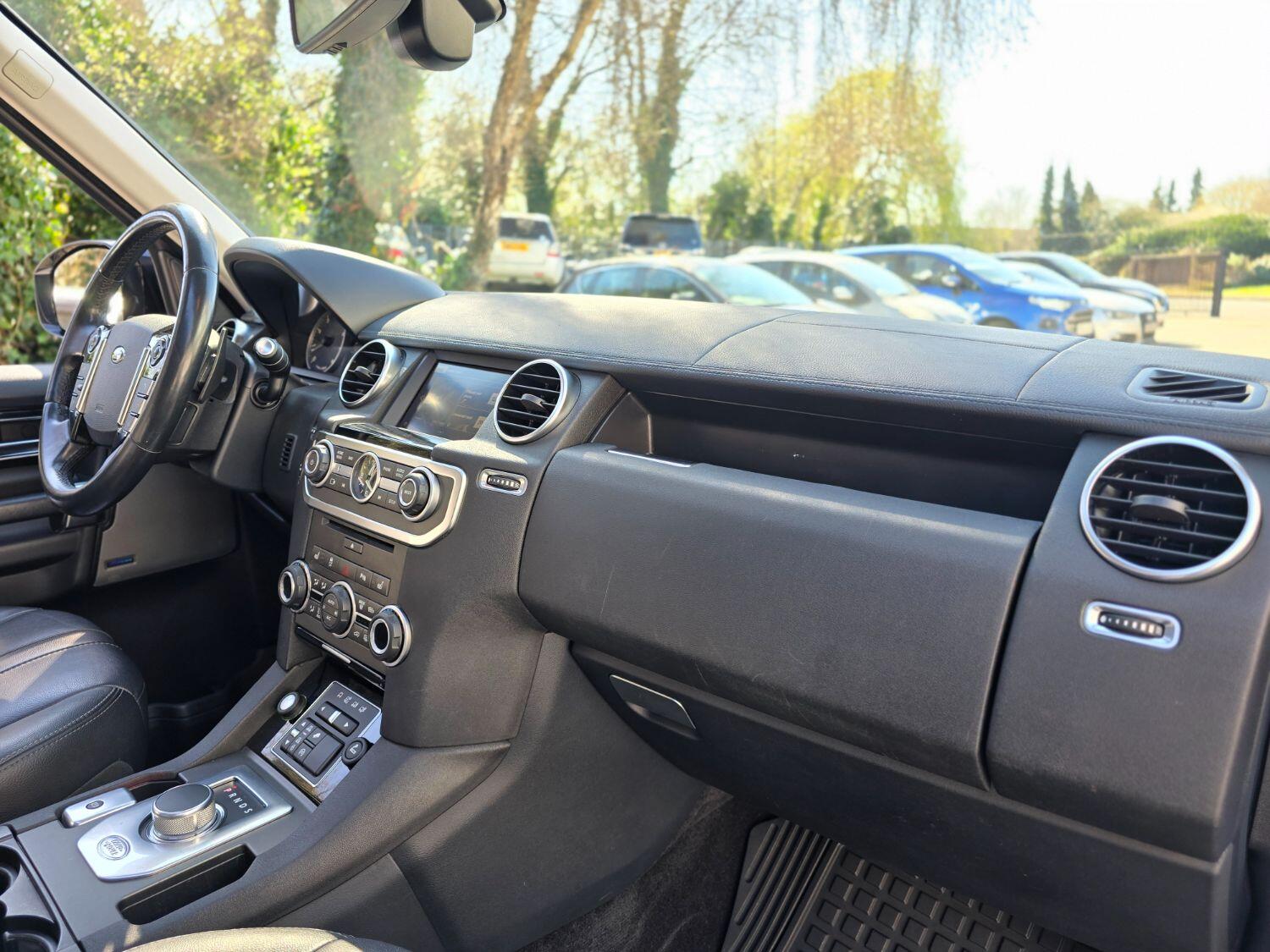 Used Land Rover Discovery 4 2016 for sale - 77189411: Photo 48