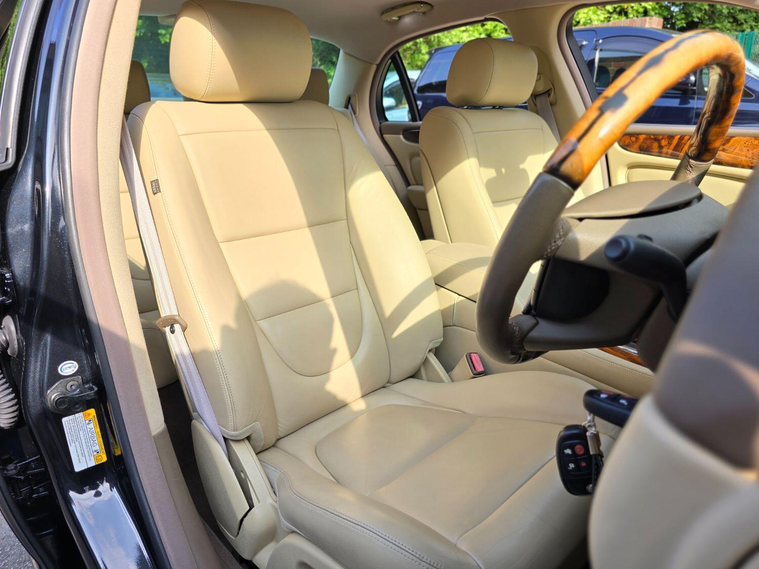 Used Jaguar XJ 2005 for sale - 77189400: Photo 13