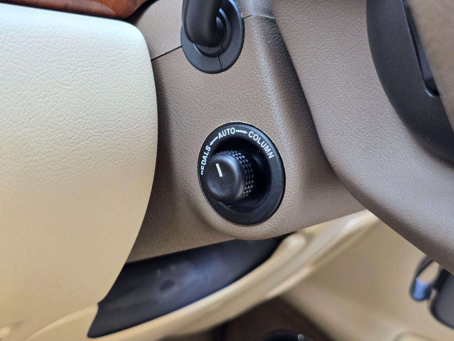 Used Jaguar XJ 2005 for sale - 77189400: Photo 19