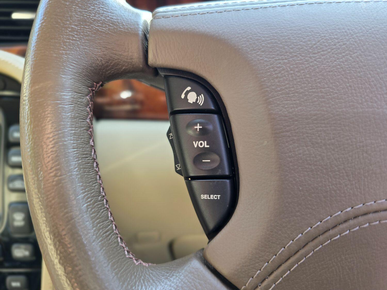 Used Jaguar XJ 2005 for sale - 77189400: Photo 22