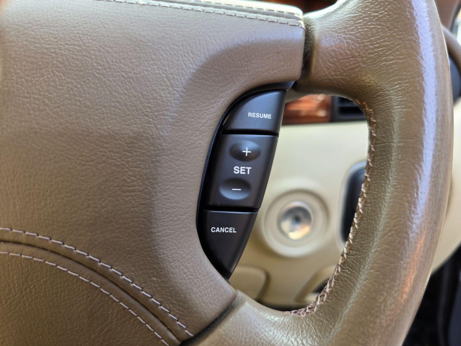 Used Jaguar XJ 2005 for sale - 77189400: Photo 23