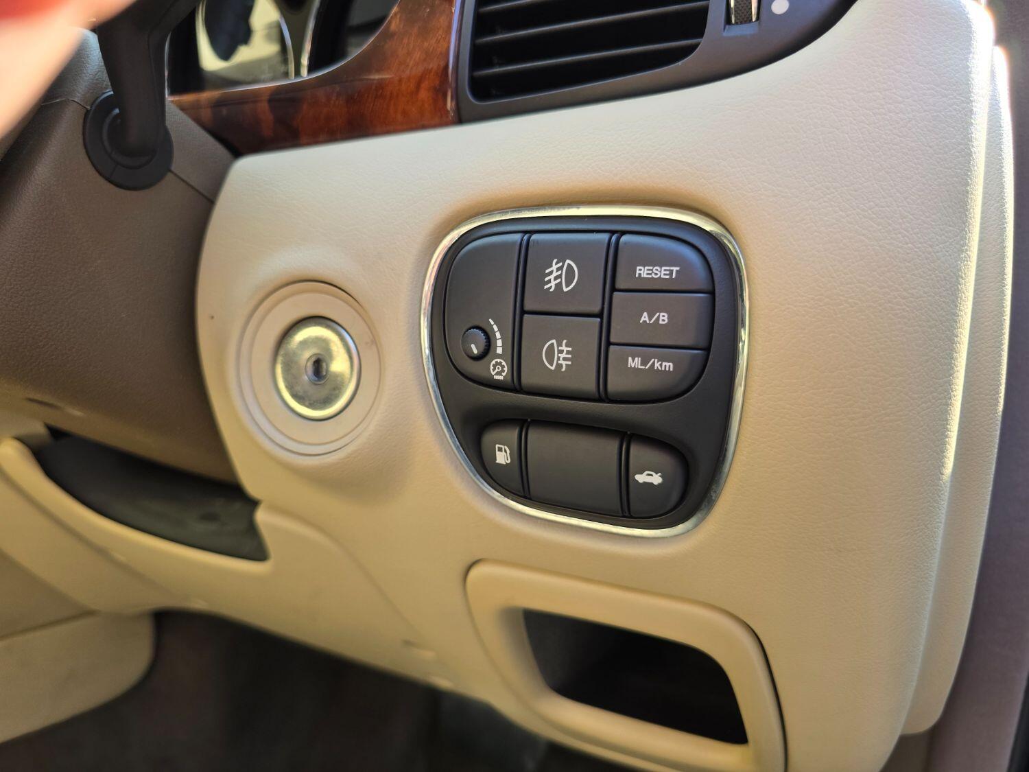 Used Jaguar XJ 2005 for sale - 77189400: Photo 25