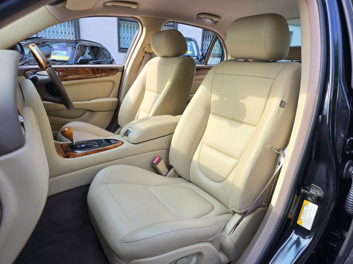 Used Jaguar XJ 2005 for sale - 77189400: Photo 30