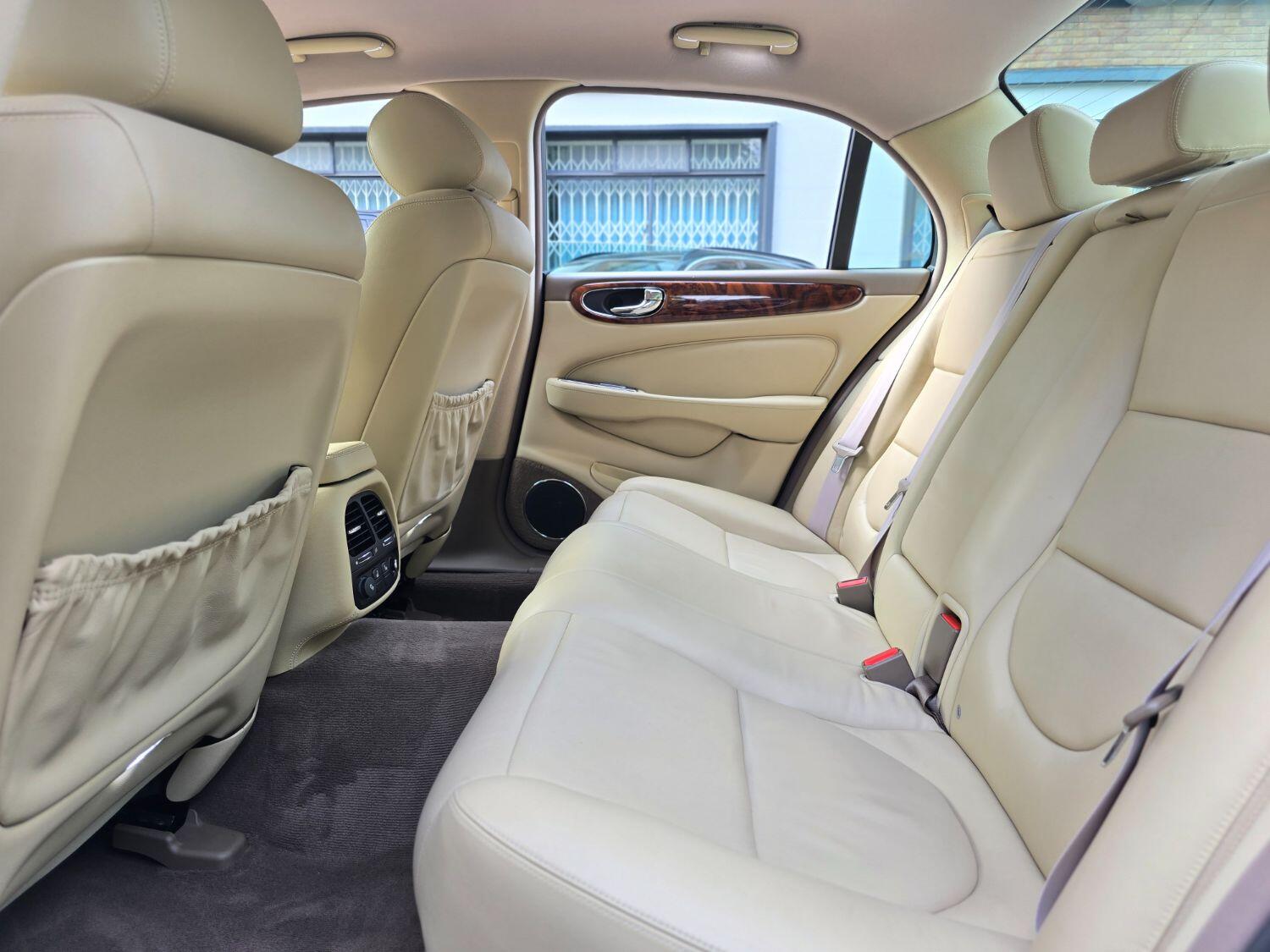 Used Jaguar XJ 2005 for sale - 77189400: Photo 35