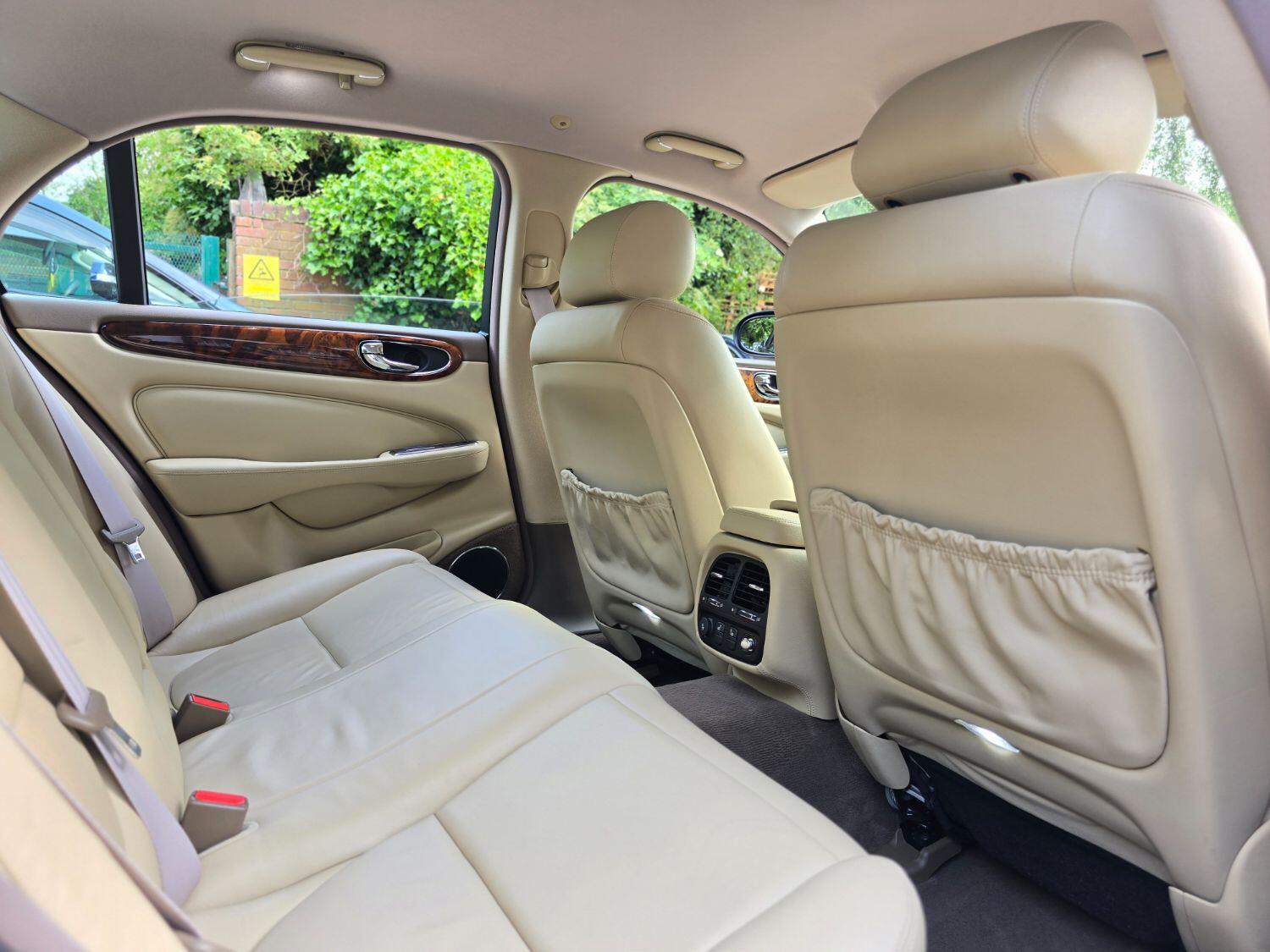 Used Jaguar XJ 2005 for sale - 77189400: Photo 36