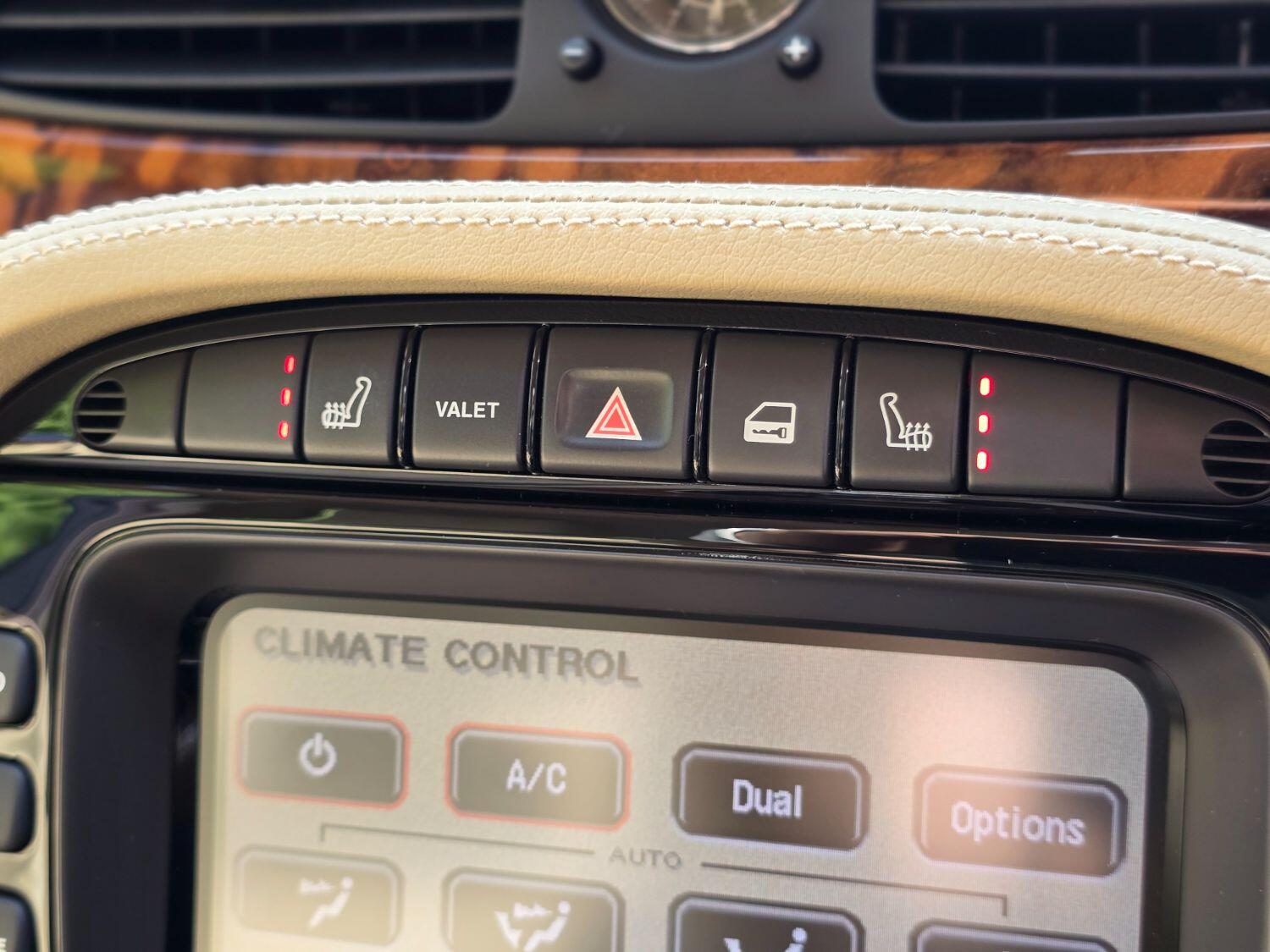 Used Jaguar XJ 2005 for sale - 77189400: Photo 49