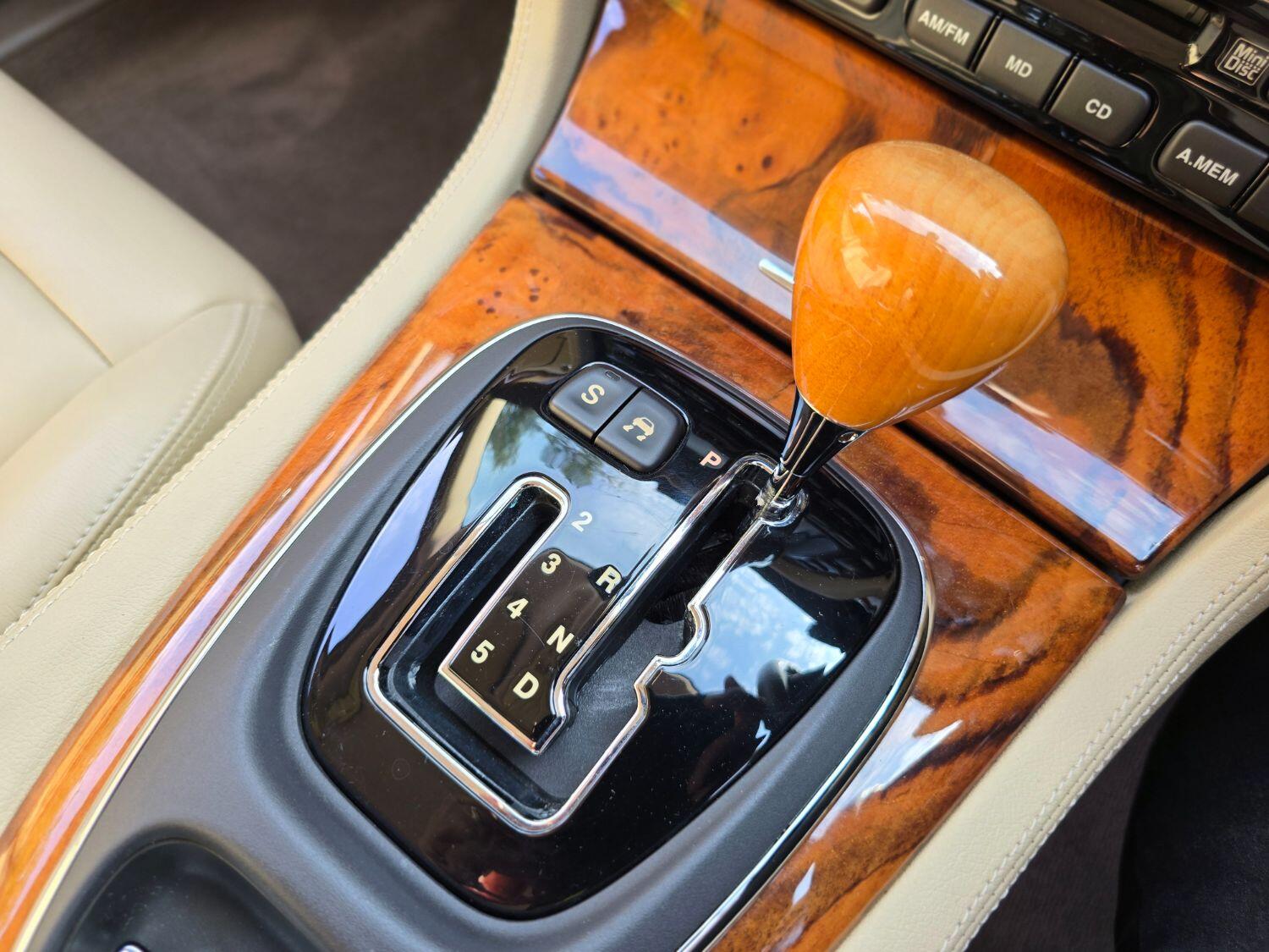 Used Jaguar XJ 2005 for sale - 77189400: Photo 53