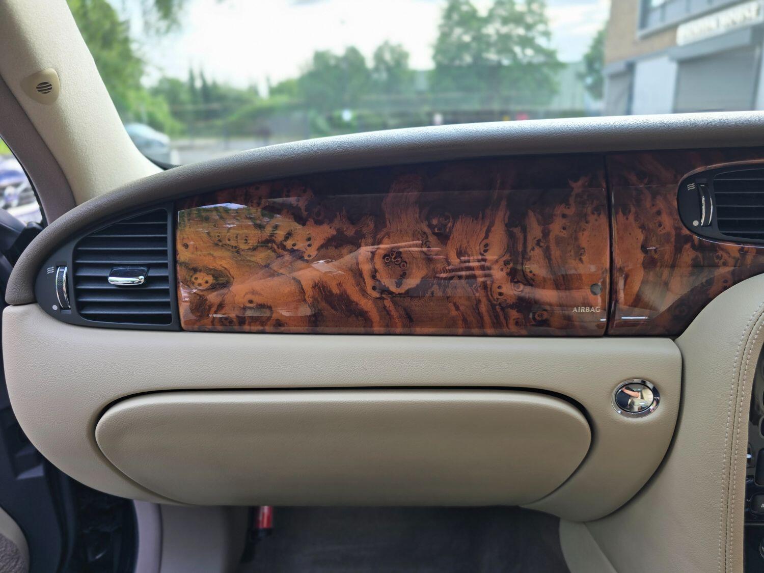 Used Jaguar XJ 2005 for sale - 77189400: Photo 54