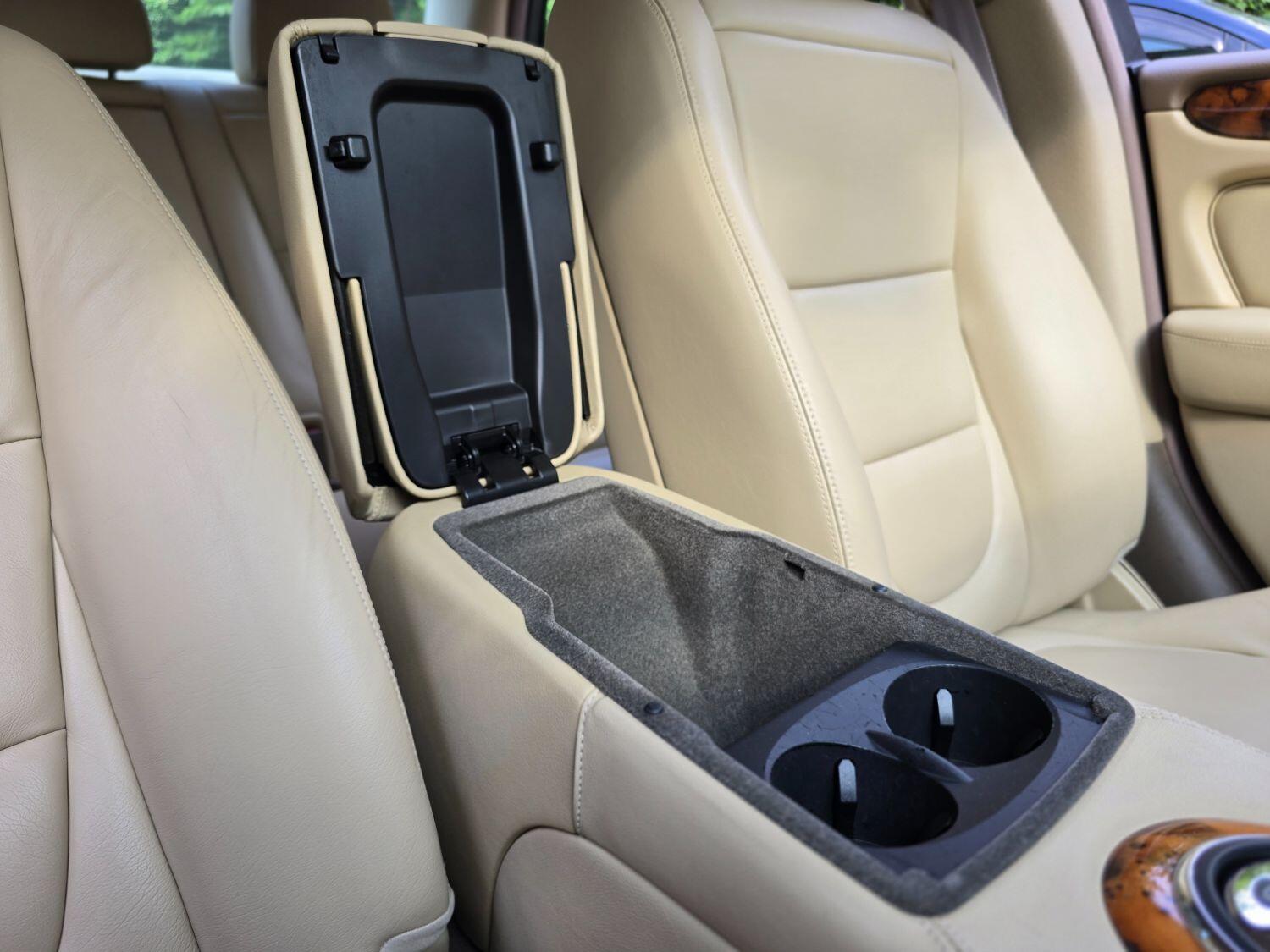 Used Jaguar XJ 2005 for sale - 77189400: Photo 61