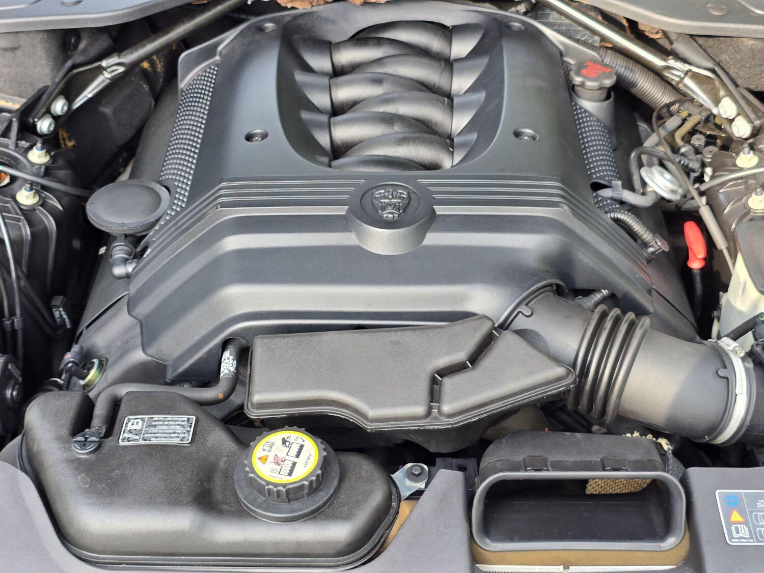 Used Jaguar XJ 2005 for sale - 77189400: Photo 88