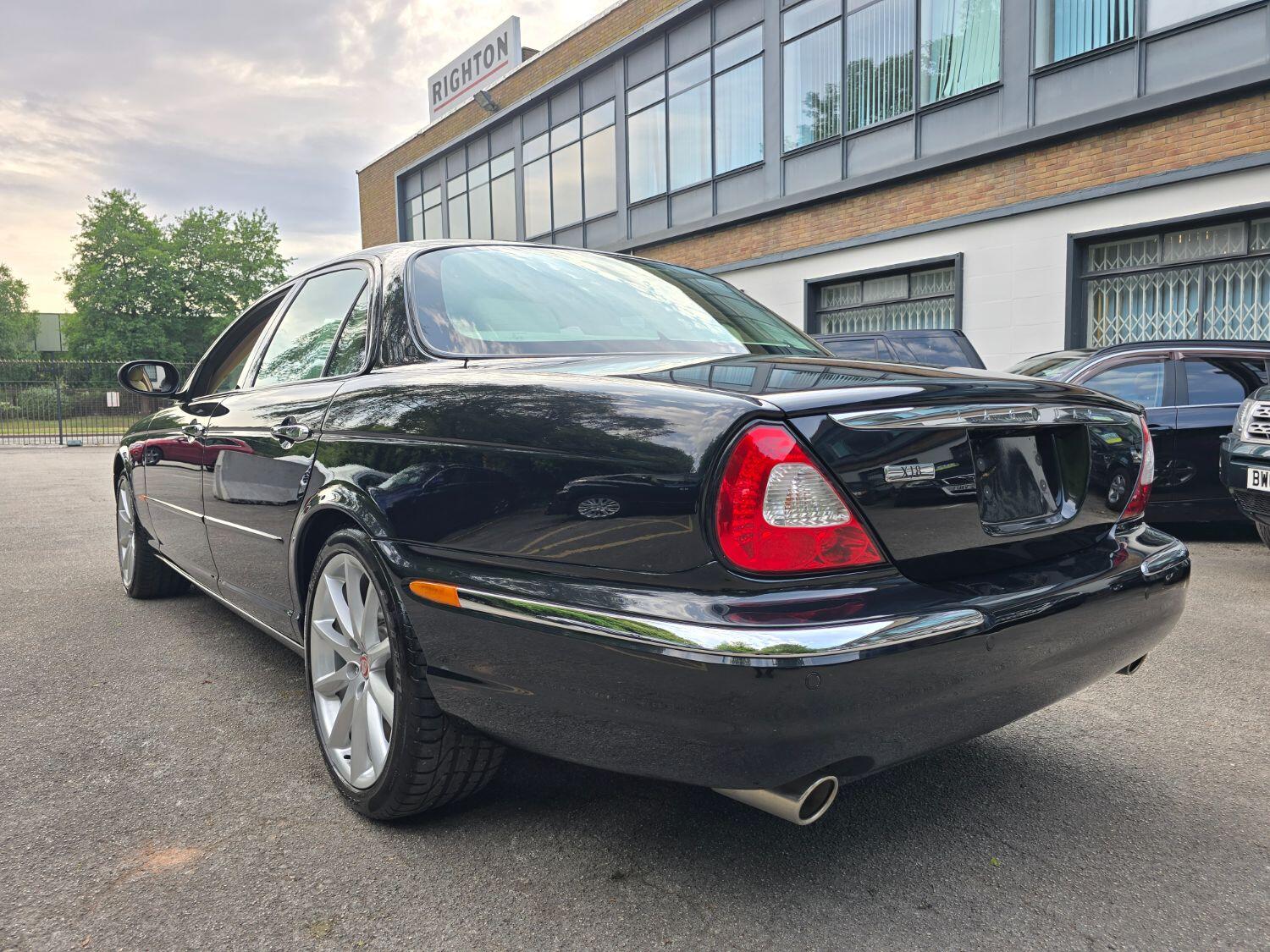 Used Jaguar XJ 2005 for sale - 77189400: Photo 9