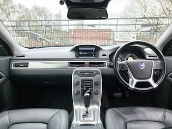 Used Volvo V70 2012 for sale - 78349229: Photo