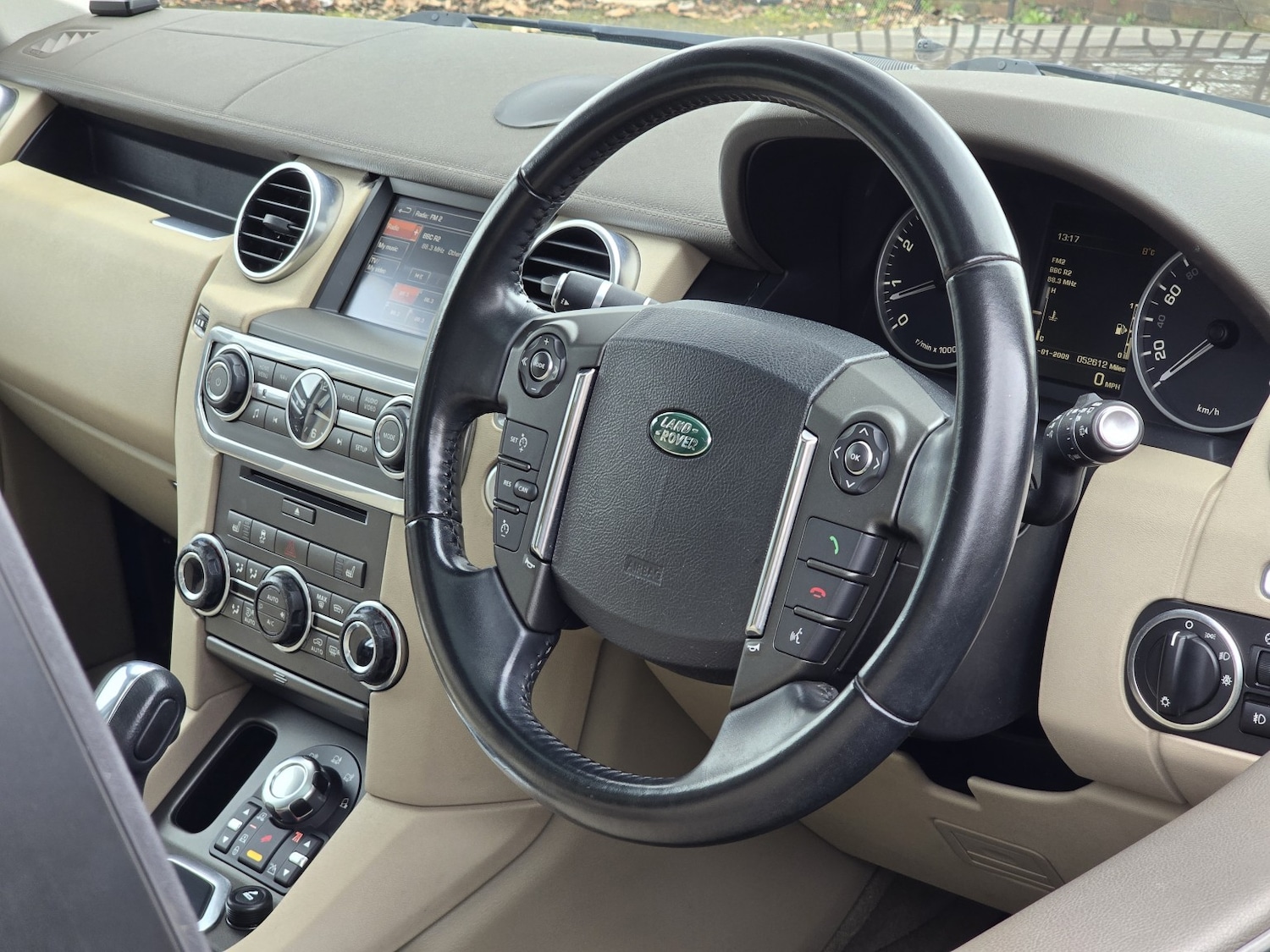 Used Land Rover Discovery 4 2013 for sale - 78070488: Photo 10