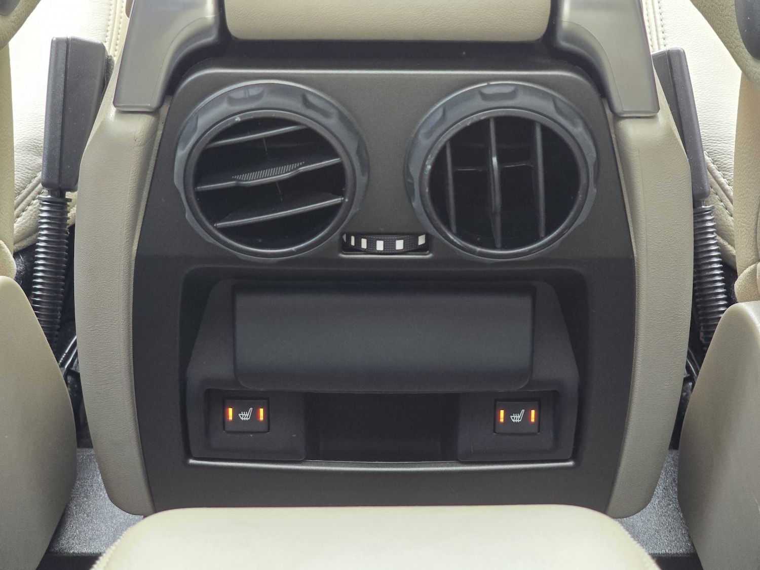 Used Land Rover Discovery 4 2013 for sale - 78070488: Photo 37