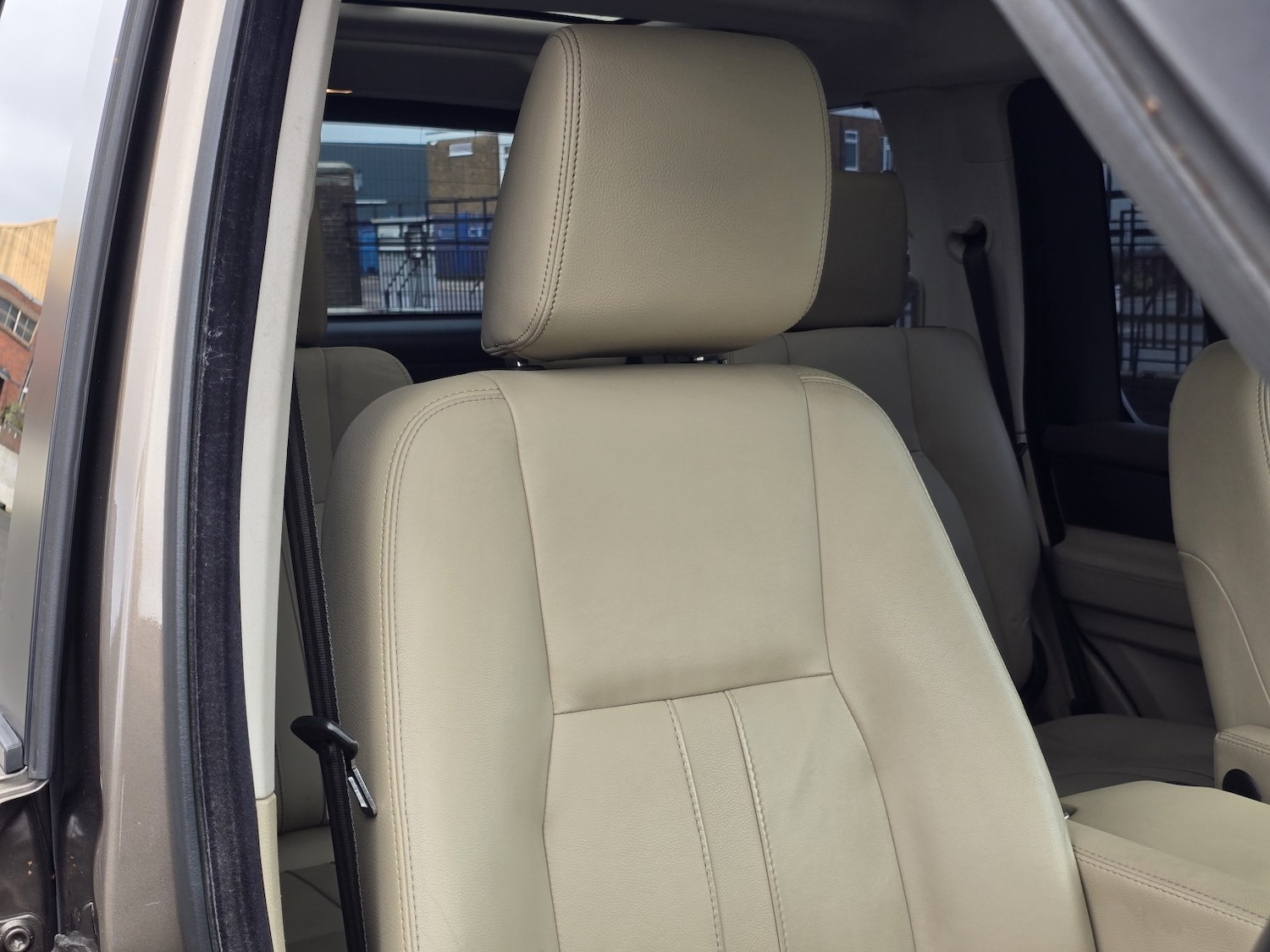 Used Land Rover Discovery 4 2013 for sale - 78070488: Photo 44