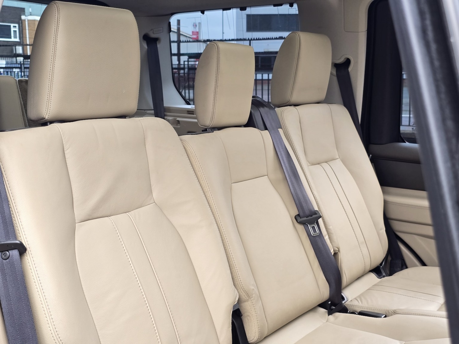 Used Land Rover Discovery 4 2013 for sale - 78070488: Photo 54