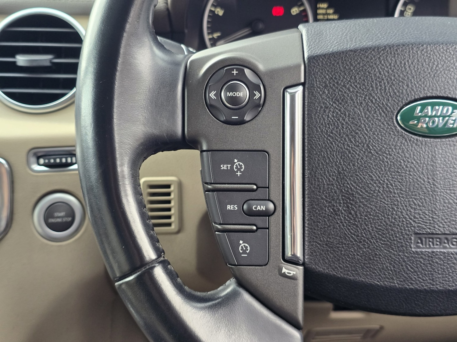 Used Land Rover Discovery 4 2013 for sale - 78070488: Photo 62