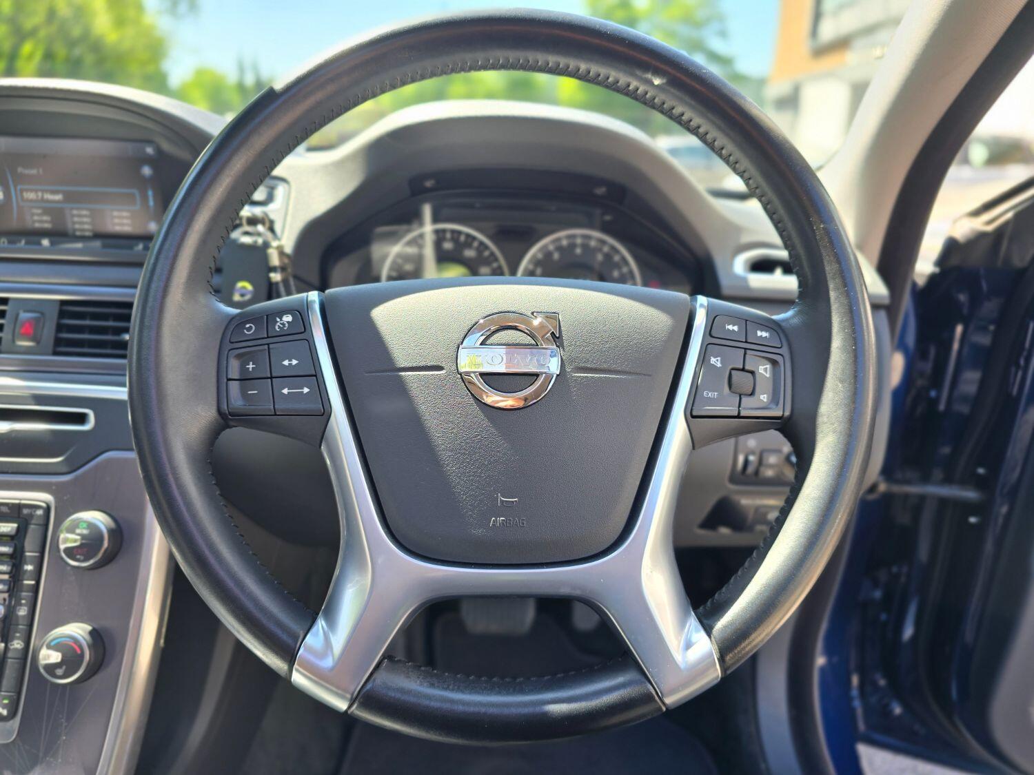 Used Volvo V70 2013 for sale - 77189399: Photo 13