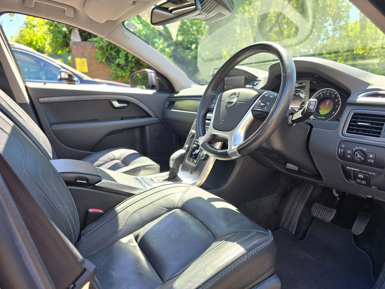 Used Volvo V70 2013 for sale - 77189399: Photo 16