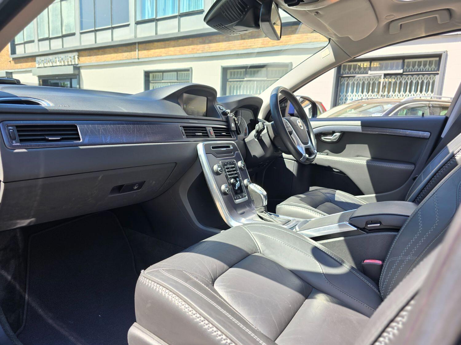 Used Volvo V70 2013 for sale - 77189399: Photo 24