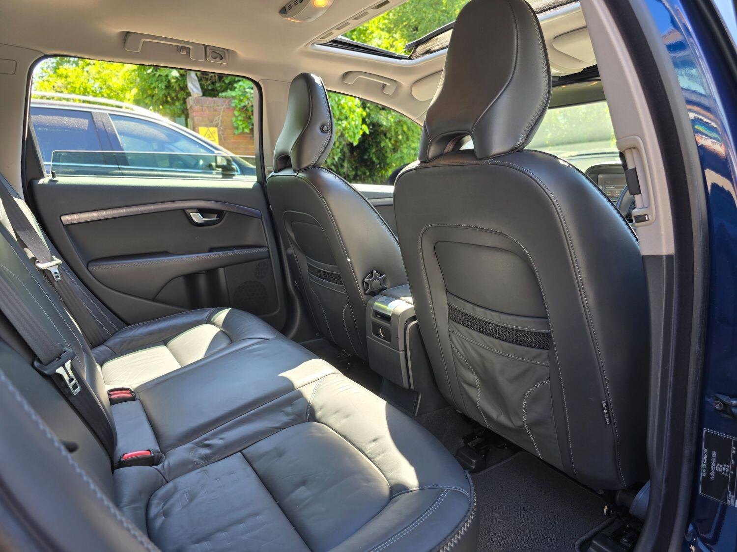 Used Volvo V70 2013 for sale - 77189399: Photo 30