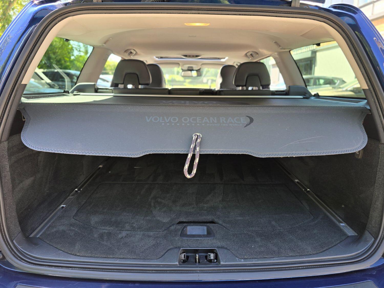 Used Volvo V70 2013 for sale - 77189399: Photo 36