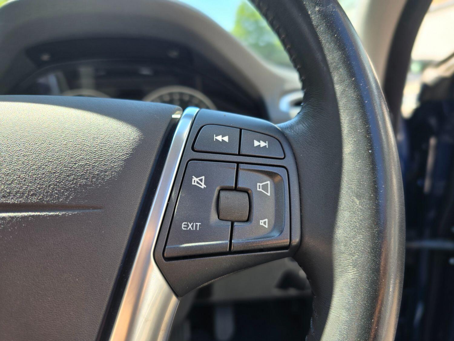 Used Volvo V70 2013 for sale - 77189399: Photo 47