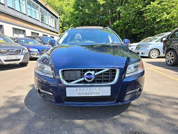 Used Volvo V70 2013 for sale - 77189399: Photo