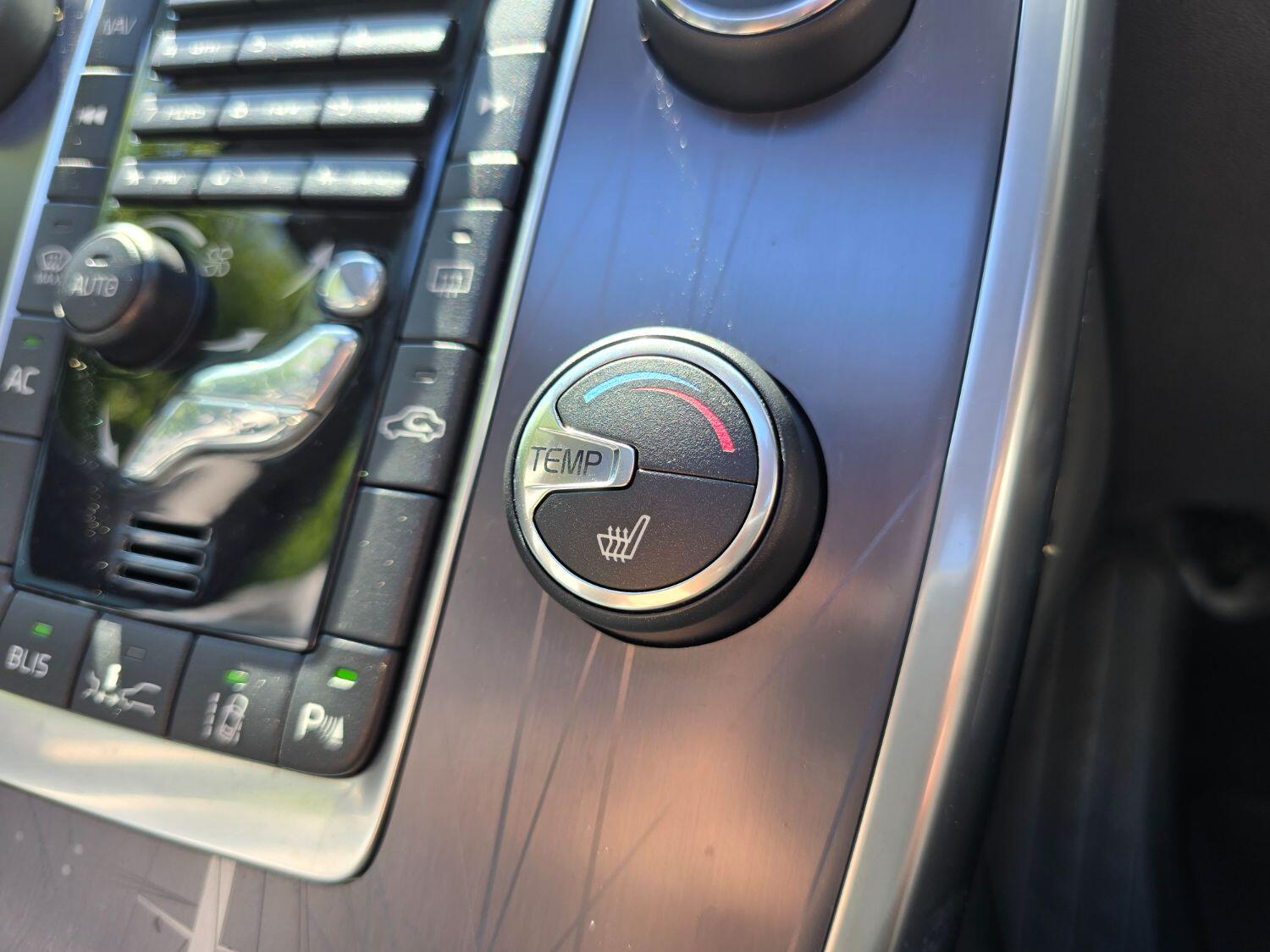 Used Volvo V70 2013 for sale - 77189399: Photo 53