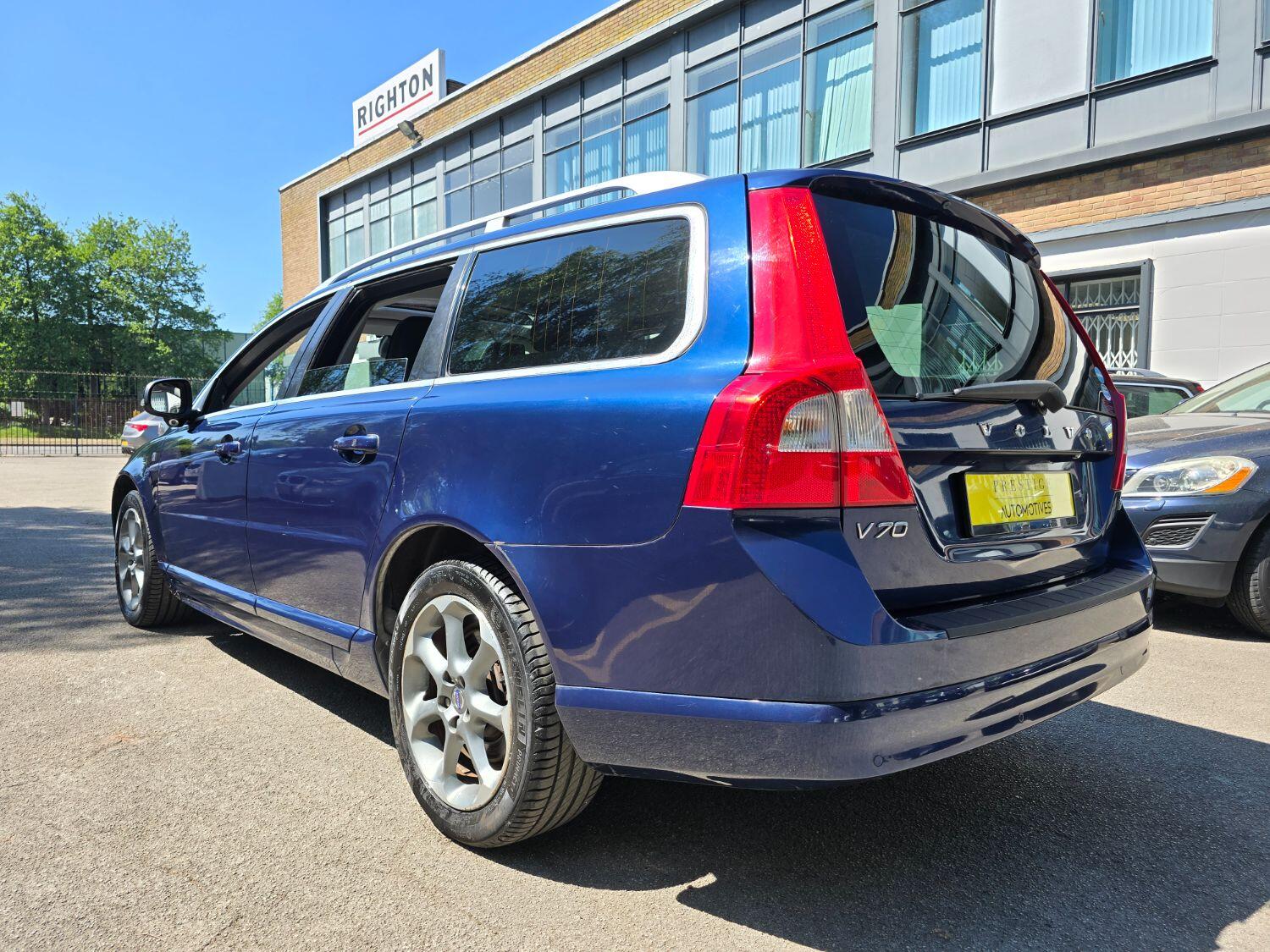Used Volvo V70 2013 for sale - 77189399: Photo 9