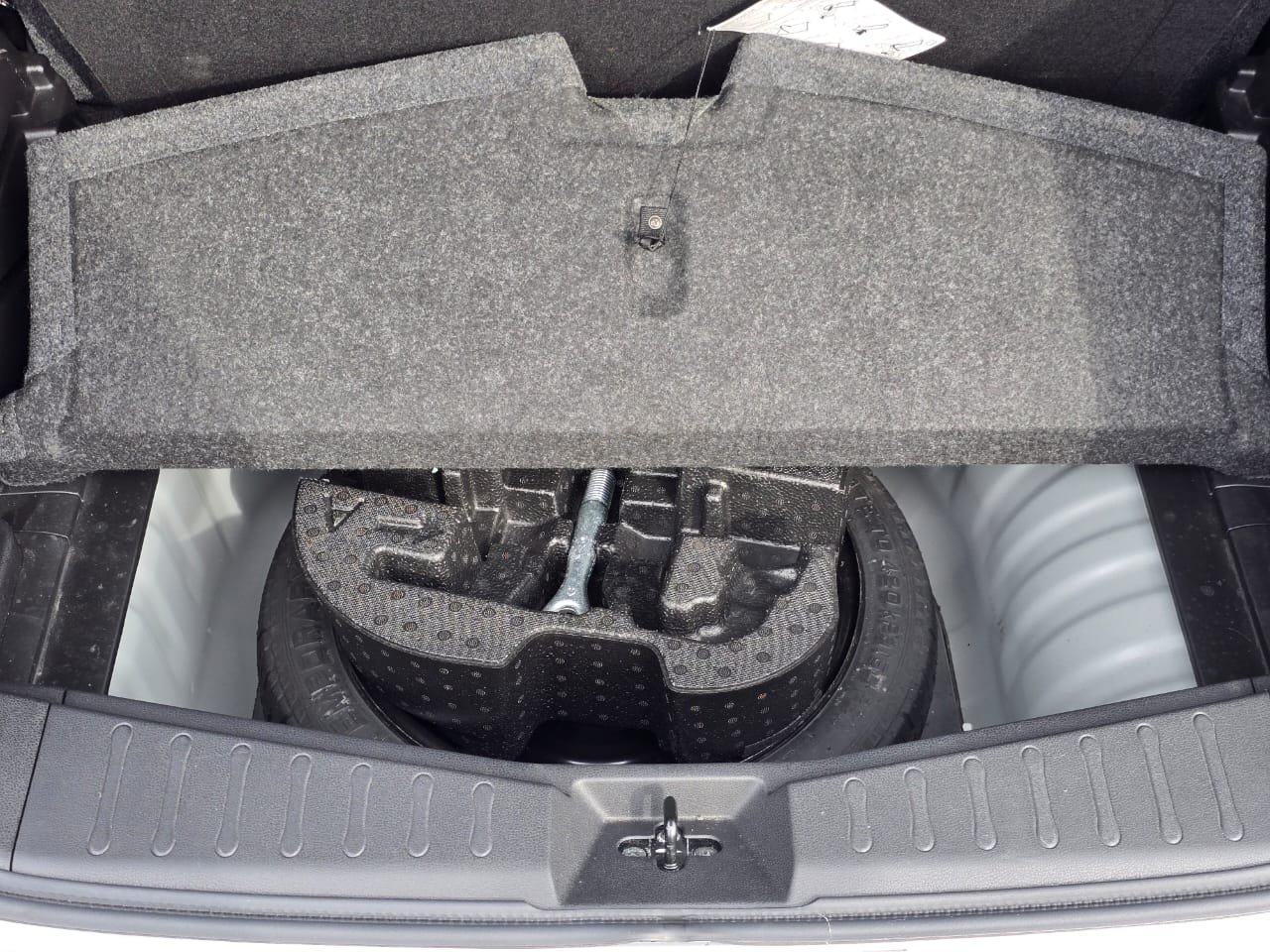 Used Nissan Note 2012 for sale - 77189390: Photo 38