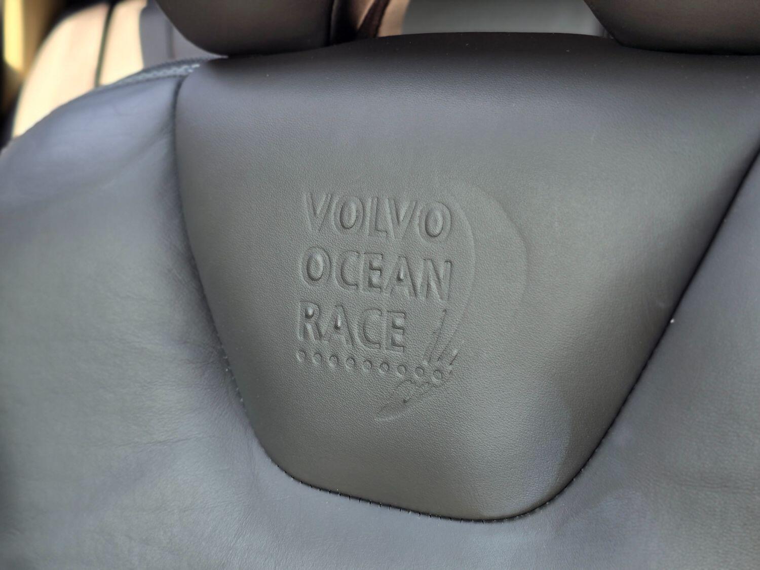 Used Volvo XC60 2011 for sale - 77189396: Photo 37