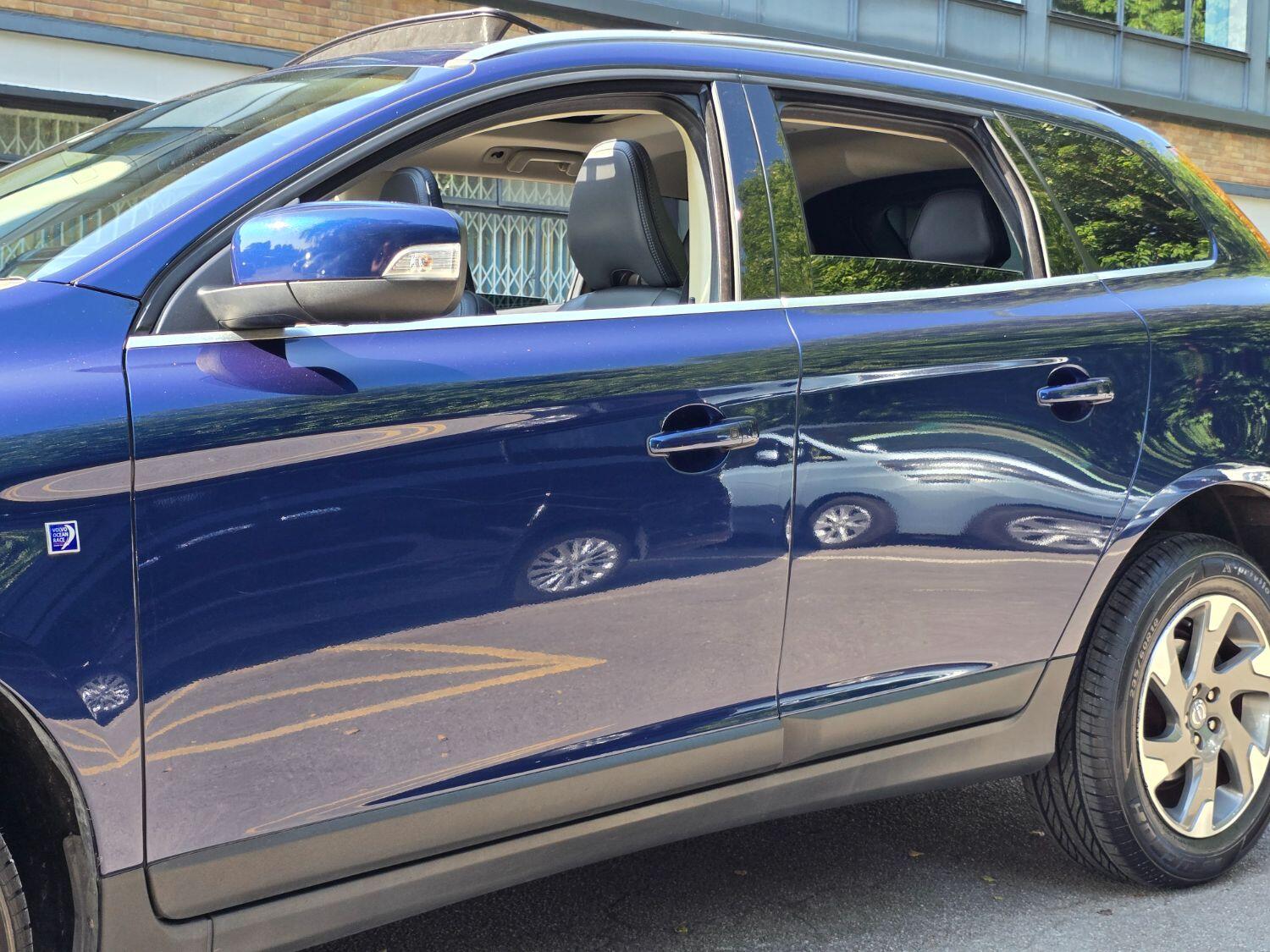 Used Volvo XC60 2011 for sale - 77189396: Photo 75