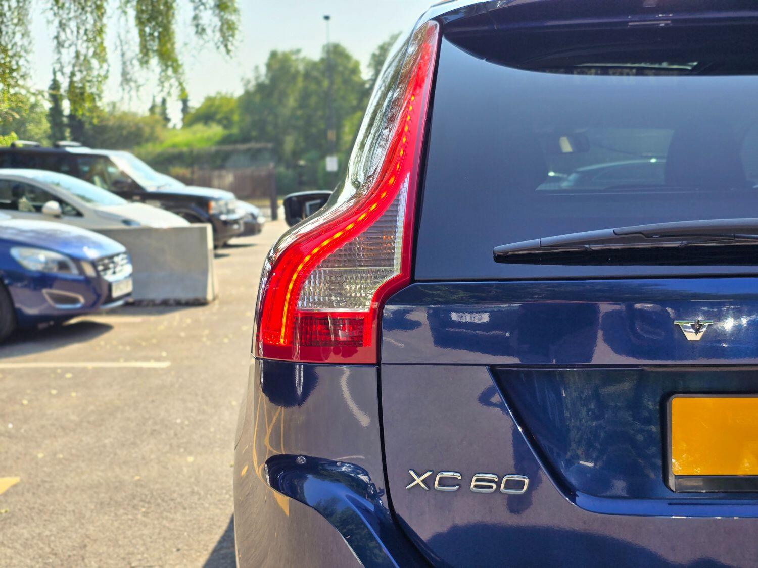 Used Volvo XC60 2011 for sale - 77189396: Photo 81