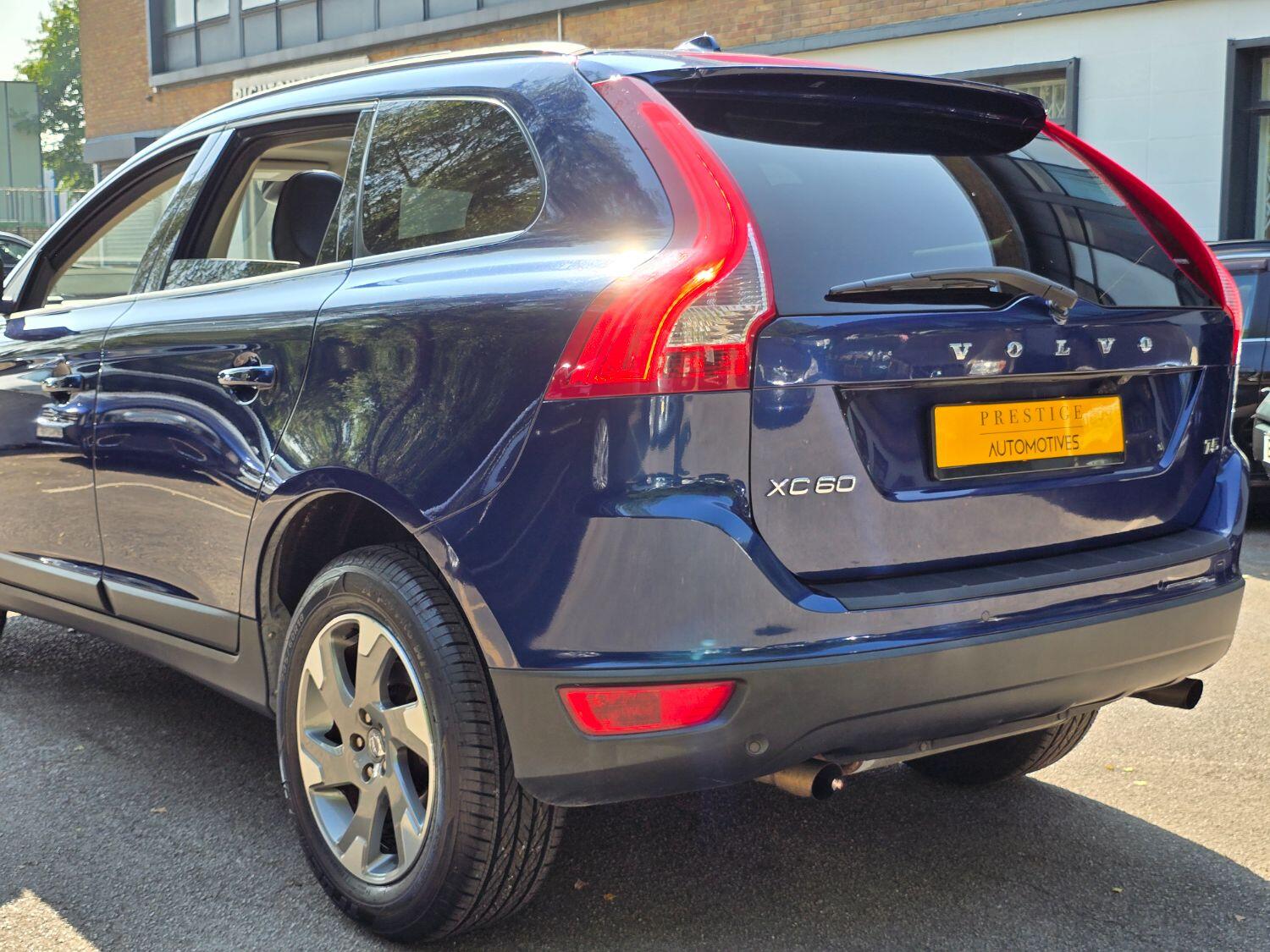 Used Volvo XC60 2011 for sale - 77189396: Photo 83