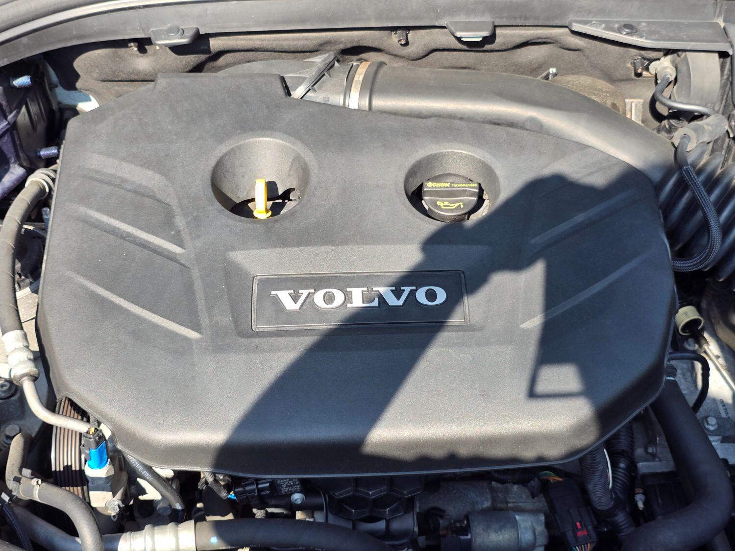 Used Volvo XC60 2011 for sale - 77189396: Photo 86