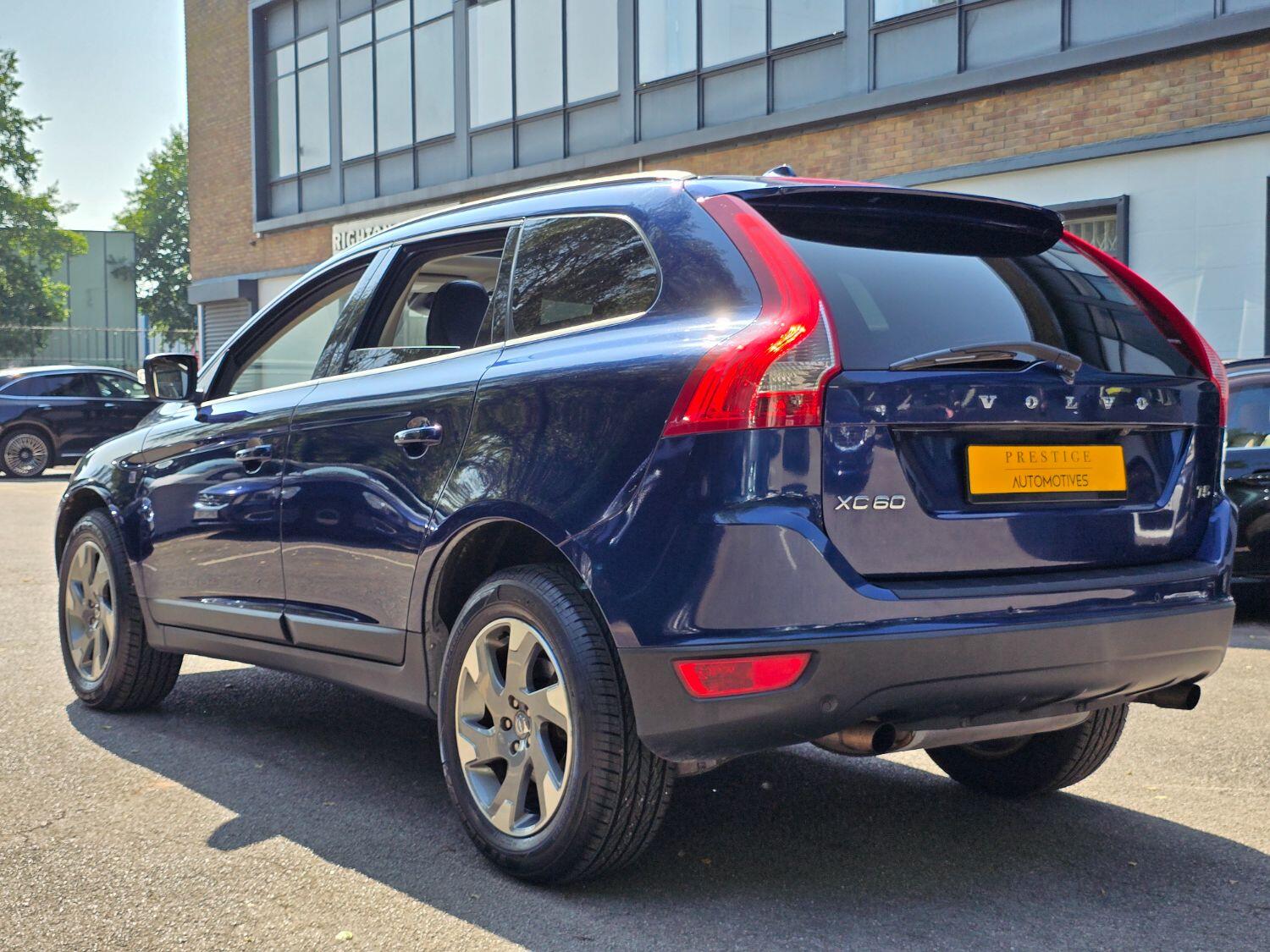 Used Volvo XC60 2011 for sale - 77189396: Photo 9