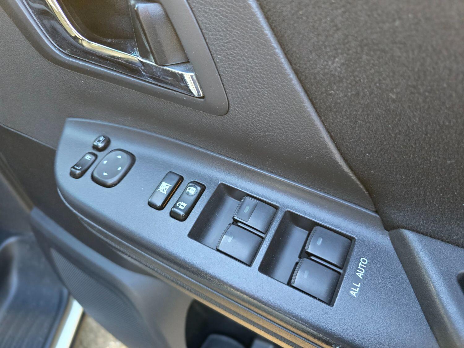 Used Toyota Vellfire 2012 for sale - 78070478: Photo 20