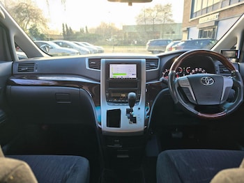 Used Toyota Vellfire 2012 for sale - 78070478: Photo